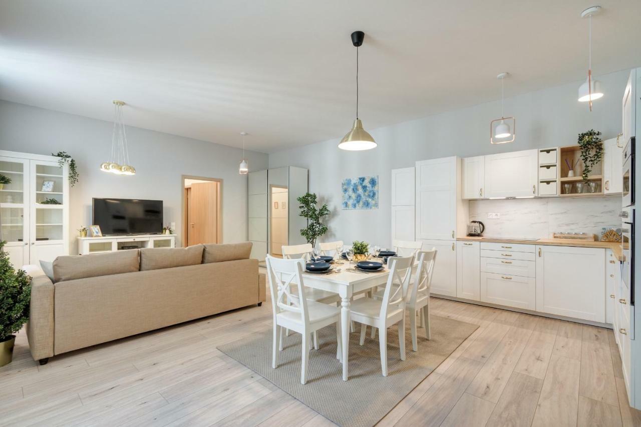 Rozsa Apartments Будапеща Екстериор снимка