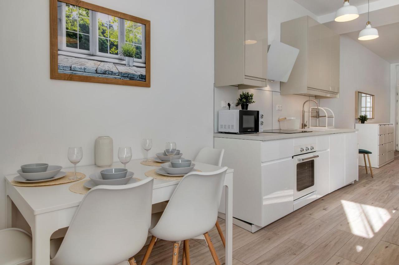 Rozsa Apartments Будапеща Екстериор снимка
