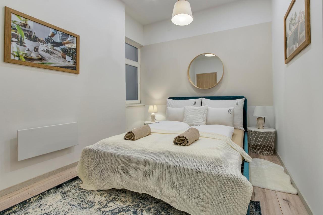 Rozsa Apartments Будапеща Екстериор снимка